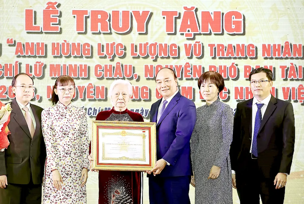 Truy tặng danh hiệu Anh hùng Lực lượng vũ trang nhân dân cho đồng chí Lữ Minh Châu ảnh 1