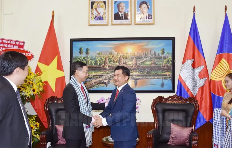 Nhiều hoạt động kỷ niệm 55 năm quan hệ ngoại giao Việt Nam - Campuchia ảnh 1
