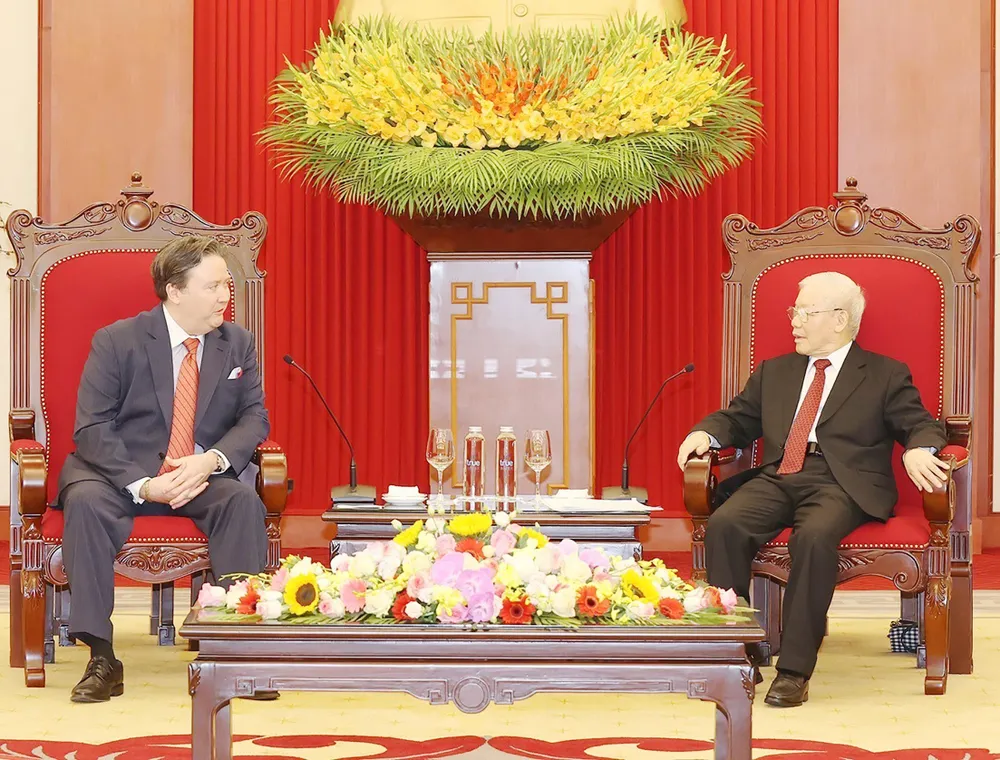 Tổng Bí thư Nguyễn Phú Trọng tiếp Đại sứ Hoa Kỳ Marc E. Knapper ảnh 2