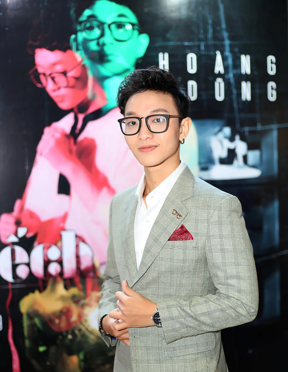 Ca sĩ Hoàng Dũng: Mộng mơ và kiêu hãnh ảnh 1