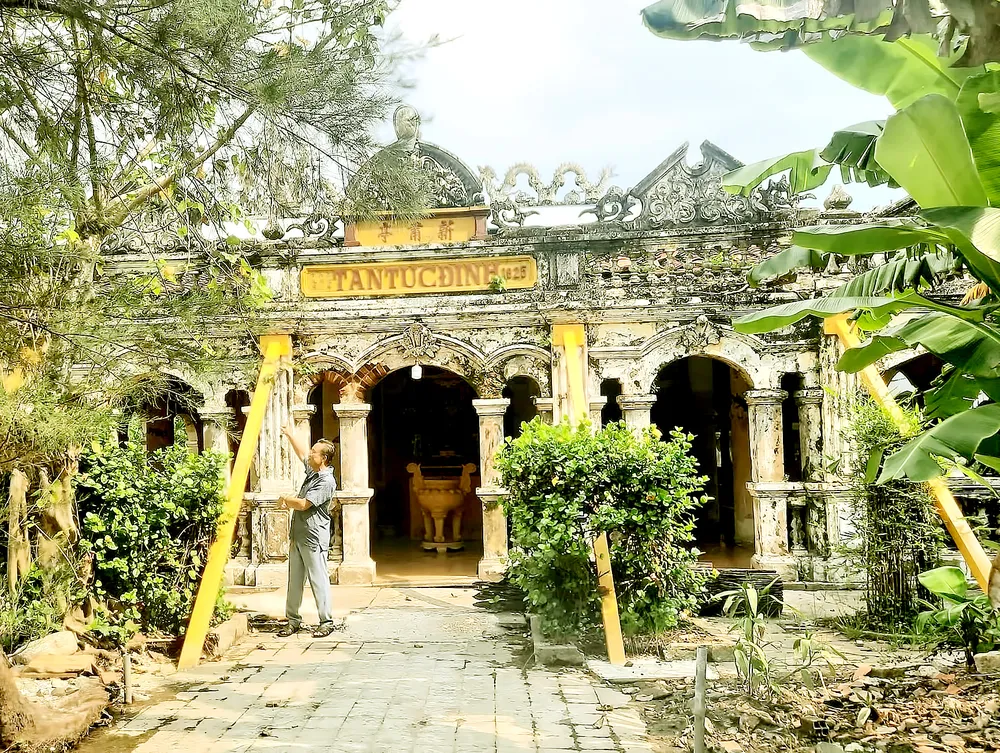 Báo động di tích xuống cấp, bị xâm hại ảnh 1