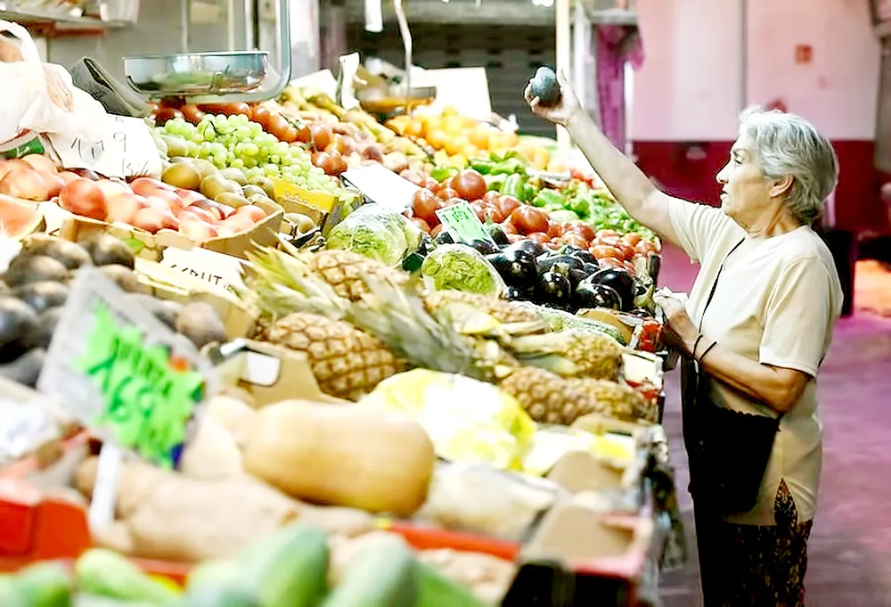 Châu Âu gồng mình chống “bão” lạm phát ảnh 1