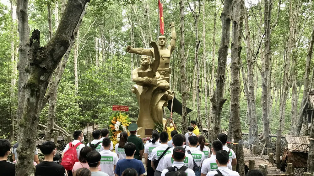 Sức mạnh lòng dân  ảnh 1