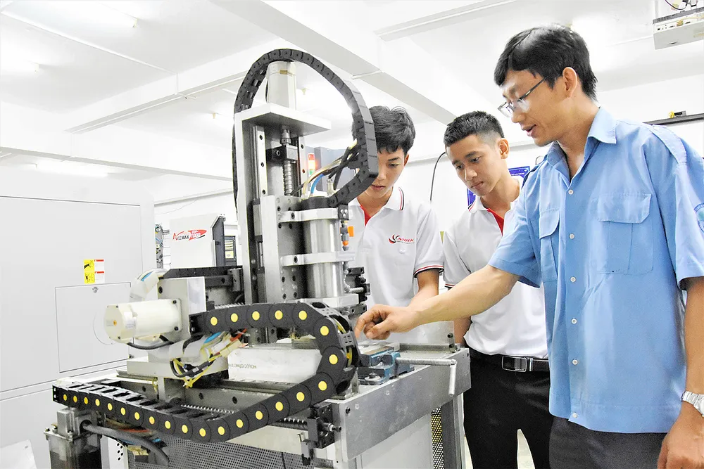 Khởi sắc đổi mới sáng tạo ở trường nghề ảnh 1