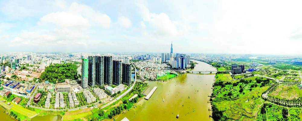 Sông Sài Gòn đoạn qua khu vực Ba Son, trung tâm TPHCM. Ảnh: HOÀNG HÙNG Sông Sài Gòn đoạn qua khu vực Ba Son, trung tâm TPHCM. Ảnh: HOÀNG HÙNG