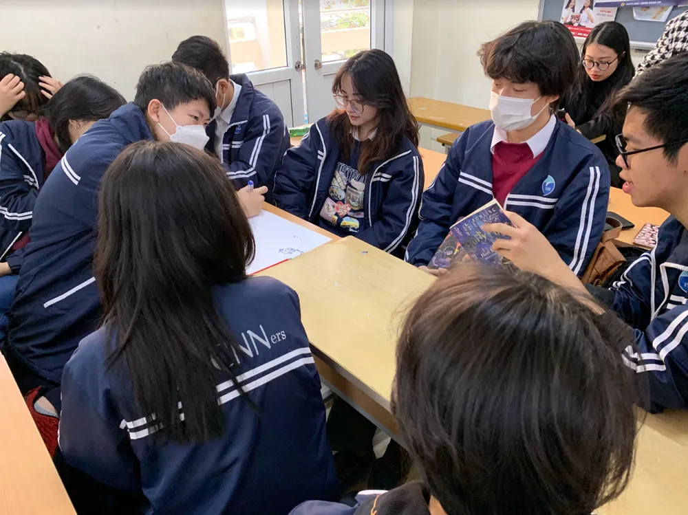 Học sinh Trường THPT Chuyên ngữ (Đại học Quốc gia Hà Nội) trong một tiết học