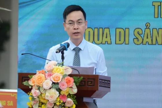 Ông Đặng Thanh Tùng, Cục trưởng Cục Văn thư và Lưu trữ nhà nước, Bộ Nội vụ phát biểu tại buổi lễ