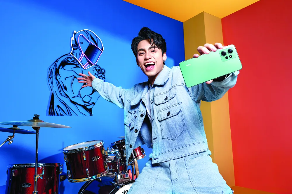 Ca sĩ Mono, đại diện thương hiệu cho Redmi Note12