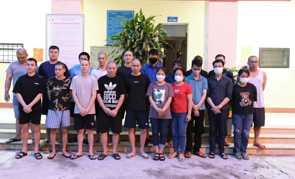 Các đối tượng tại cơ quan công an