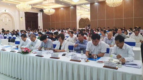 Các đại biểu tham dự hội nghị Các đại biểu tham dự hội nghị