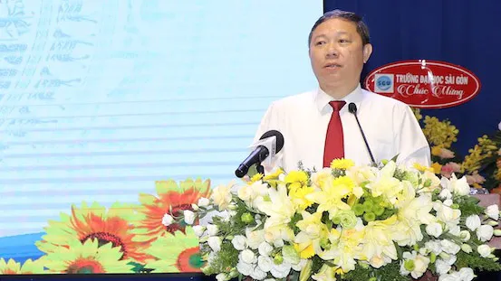 Phó Chủ tịch UBND TPHCM Dương Anh Đức đề nghị ngành giáo dục phát triển theo hướng chất lượng cao nhưng vẫn đảm bảo quyền lợi cho học sinh Phó Chủ tịch UBND TPHCM Dương Anh Đức đề nghị ngành giáo dục phát triển theo hướng chất lượng cao nhưng vẫn đảm bảo quyền lợi cho học sinh