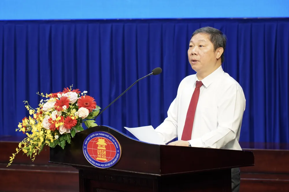 Phó Chủ tịch UBND TPHCM Dương Anh Đức phát biểu tại buổi giao lưu. Ảnh: HOÀNG HÙNG