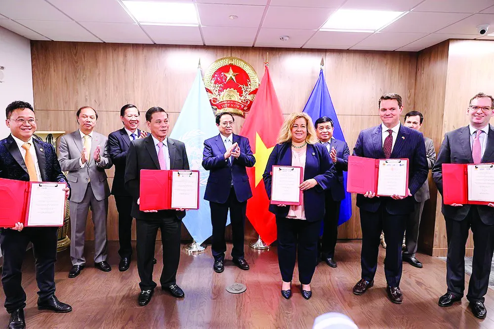 Thủ tướng Phạm Minh Chính chứng kiến lễ trao thỏa thuận hợp tác giữa TP Hải Phòng và doanh nghiệp Hoa Kỳ. Ảnh: TTXVN Thủ tướng Phạm Minh Chính chứng kiến lễ trao thỏa thuận hợp tác giữa TP Hải Phòng và doanh nghiệp Hoa Kỳ. Ảnh: TTXVN