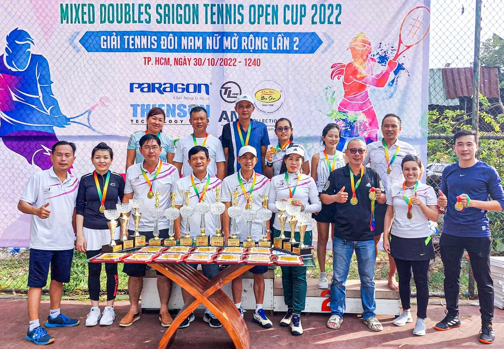 Giải tennis đôi nam nữ mở rộng lần thứ 2