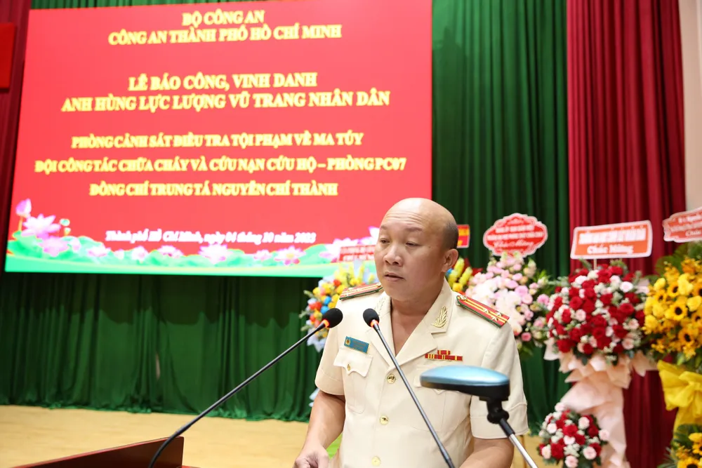 Thượng tá Phan Thanh Bình, Trưởng Phòng PC04 phát biểu. Ảnh: CHÍ THẠCH