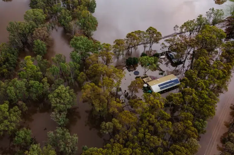 Một ngôi nhà ở Redesdale bị ngập do nước sông dâng cao. Ảnh: ABCnews