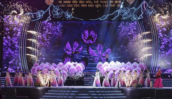 Nhiều hoạt động kỷ niệm chiến thắng Điện Biên Phủ. Ảnh: TTXVN