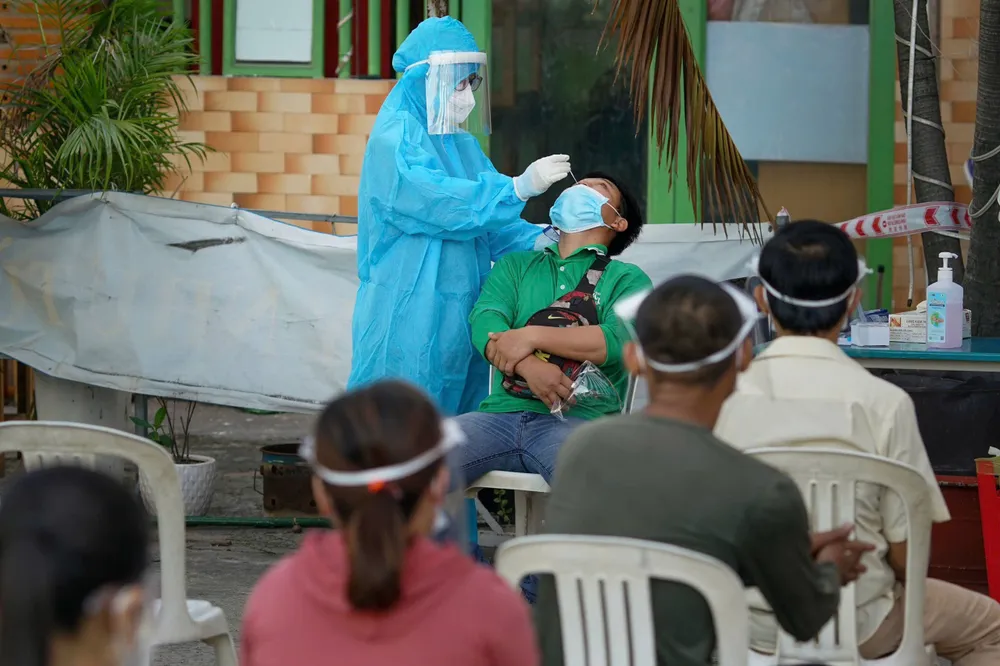 Cống hiến - Vì dân phục vụ.jpg