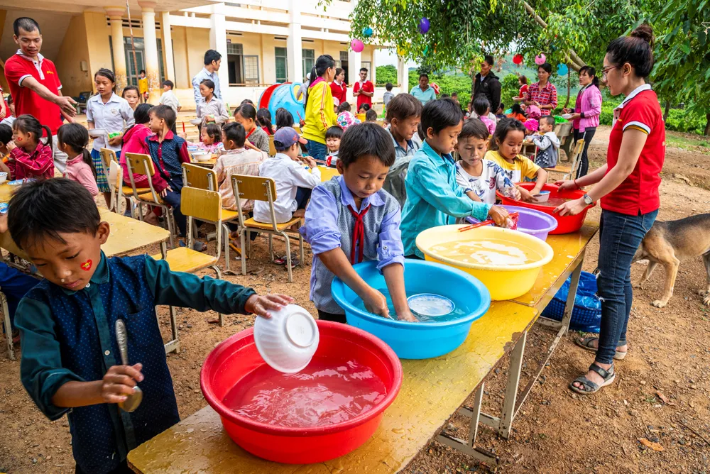 Vì trẻ em- rèn luyện tính tự giác.jpeg