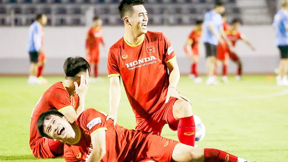 Hoàng Đức và Tiến Linh đều xứng đáng