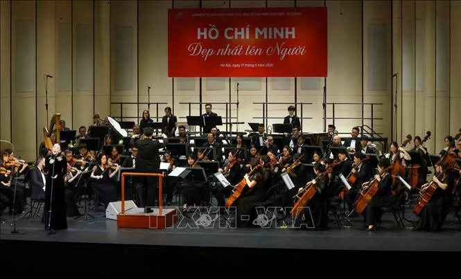 Một tiết mục nghệ thuật tại chương trình. Ảnh: TTXVN