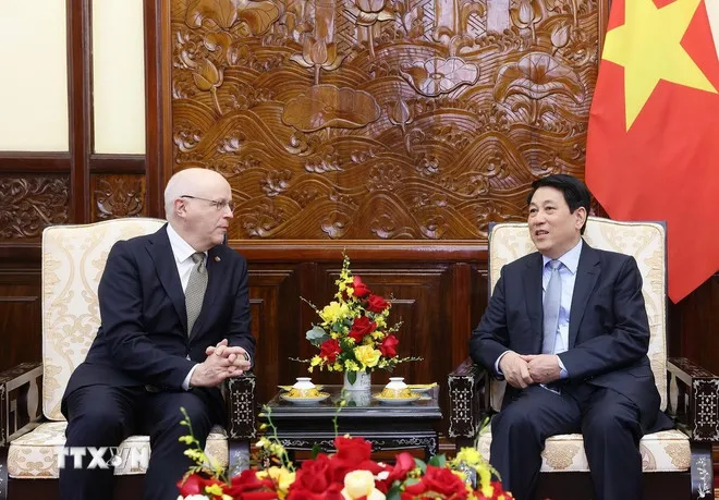 Chủ tịch nước Lương Cường tiếp Đại sứ Phần Lan tại Việt Nam Keijo Norvanto. Ảnh: TTXVN