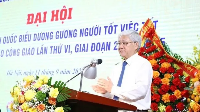 Ông Đỗ Văn Chiến, Ủy viên Bộ Chính trị, Bí thư Trung ương Đảng, Chủ tịch Ủy ban Trung ương MTTQ Việt Nam phát biểu chỉ đạo tại đại hội 