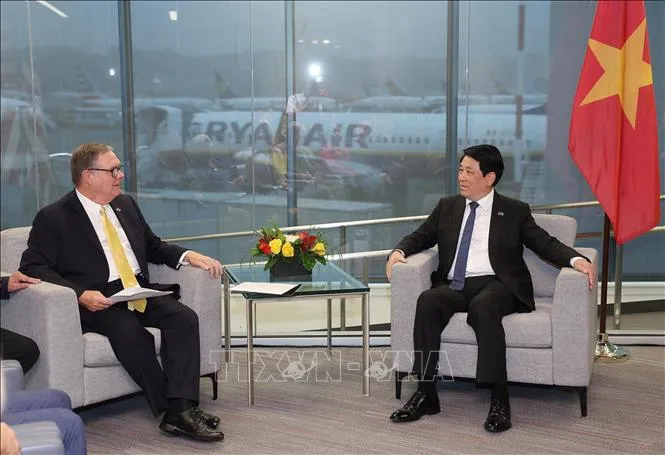 Chủ tịch nước Lương Cường tiếp Phó Thống đốc bang Washington Denny Heck. Ảnh: TTXVN