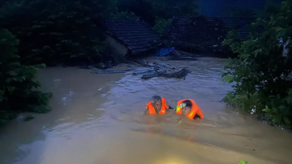 Lũ lịch sử ở Thái Nguyên