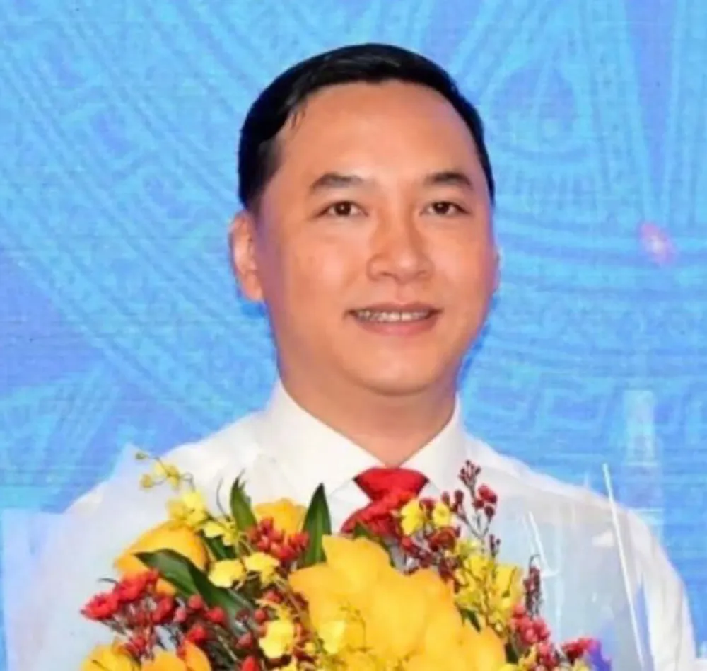 Ông MAI HỮU QUYẾT.jpg