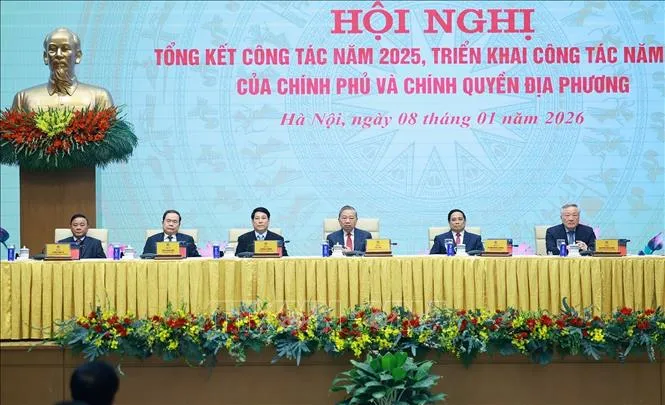 Tổng Bí thư Tô Lâm; Chủ tịch nước Lương Cường; Chủ tịch Quốc hội Trần Thanh Mẫn; Bí thư Trung ương Đảng, Thường trực Ban Bí thư Trần Cẩm Tú đến dự, Thủ tướng Phạm Minh Chính và Phó Thủ tướng Thường trực Chính phủ Nguyễn Hòa Bình chủ trì hội nghị. Ảnh: TTXVN