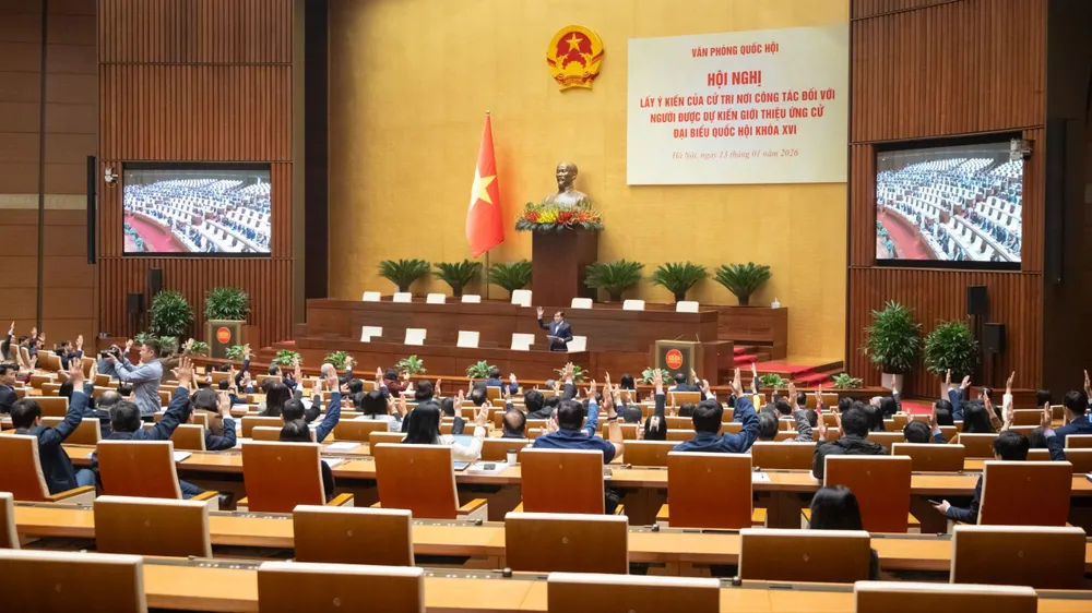 Quang cảnh hội nghị, sáng 13-1