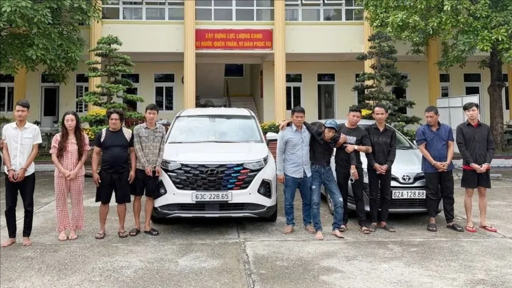 Nhóm đối tượng tại cơ quan điều tra