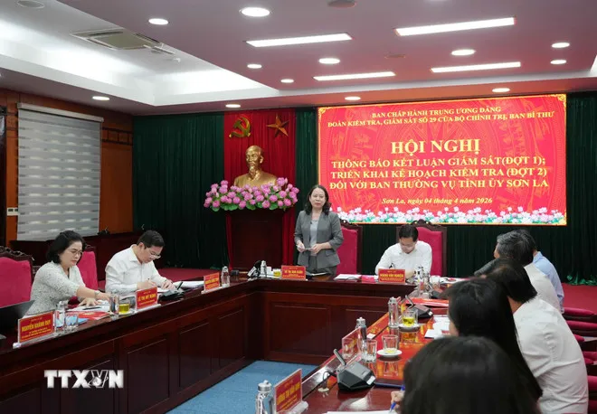 Đồng chí Võ Thị Ánh Xuân, Bí thư Trung ương Đảng, Phó Chủ tịch nước, Trưởng Đoàn kiểm tra, giám sát số 29 của Bộ Chính trị, Ban Bí thư, phát biểu chỉ đạo tại hội nghị. Ảnh: TTXVN