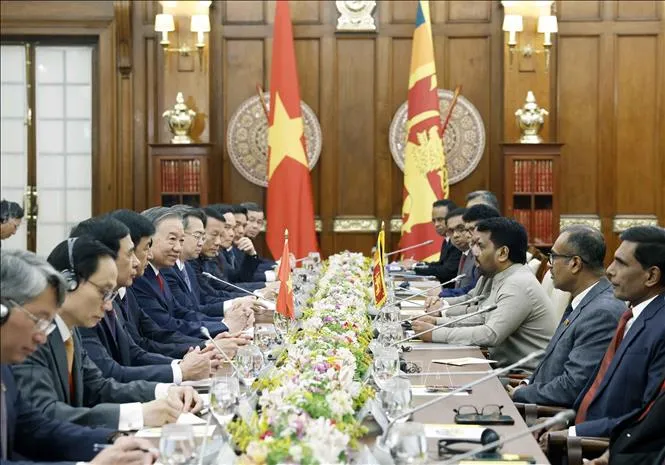 Tổng Bí thư, Chủ tịch nước Tô Lâm và Tổng thống Sri Lanka Anura Kumara Dissanayake hội đàm. Ảnh: TTXVN