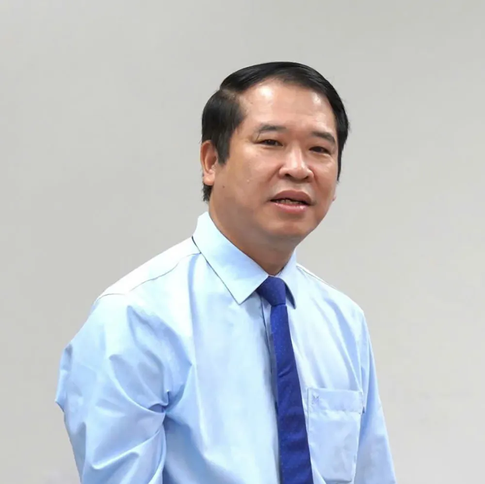 LÊ THANH SƠN.jpg