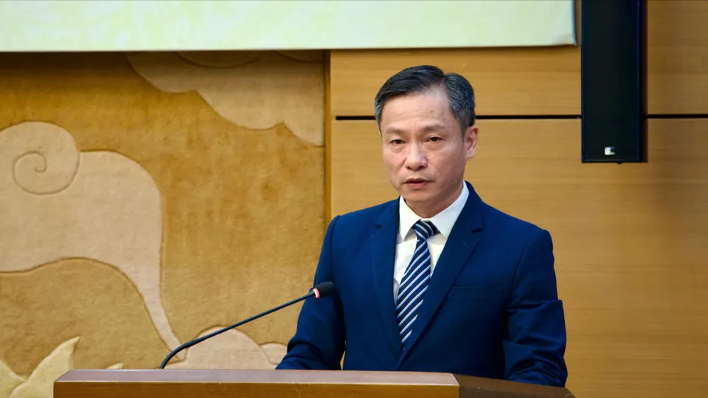 Tân Vụ trưởng Vụ Kinh tế và Tài chính Trần Vũ Thanh phát biểu nhận nhiệm vụ. Ảnh: CẨM HÀ 