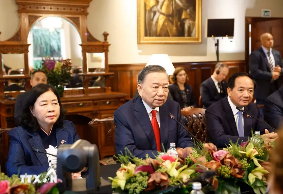 tong-bi-thu-chu-tich-nuoc-to-lam-hoi-dam-chinh-thuc-voi-thu-tuong-new-zealand-7.jpeg