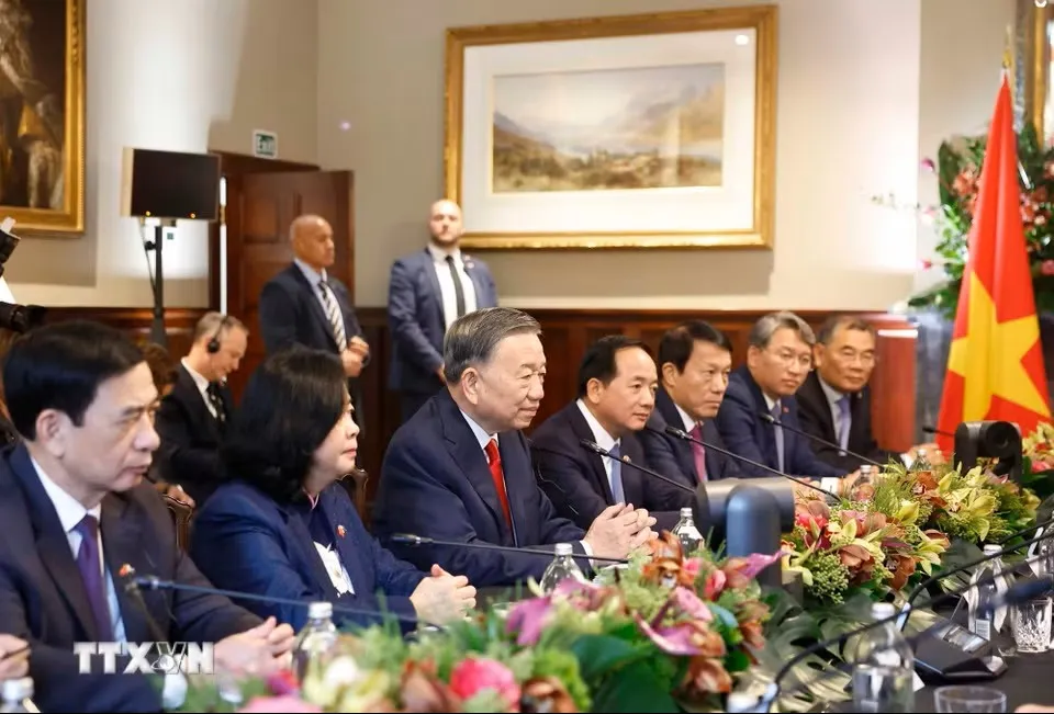 tong-bi-thu-chu-tich-nuoc-to-lam-hoi-dam-chinh-thuc-voi-thu-tuong-new-zealand-9.jpeg