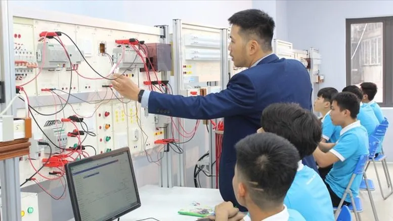 Bộ GD-ĐT bổ sung nhiều nghề gắn với công nghệ mới và nhu cầu nhân lực. Ảnh: MOET