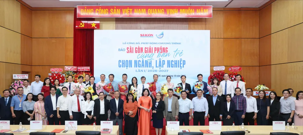 chup hinh luu niem.jpg