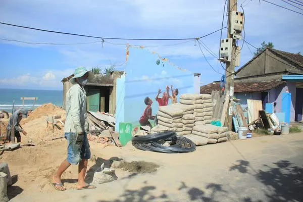 Nhiều bức bích họa ở Tam Thanh bị phá dỡ do nhà xuống cấp ảnh 2