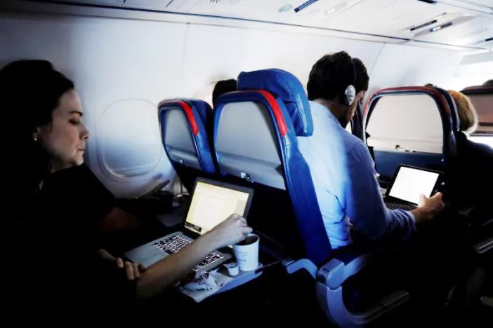 Mỹ siết an ninh với máy bay quốc tế tới Mỹ ảnh 1