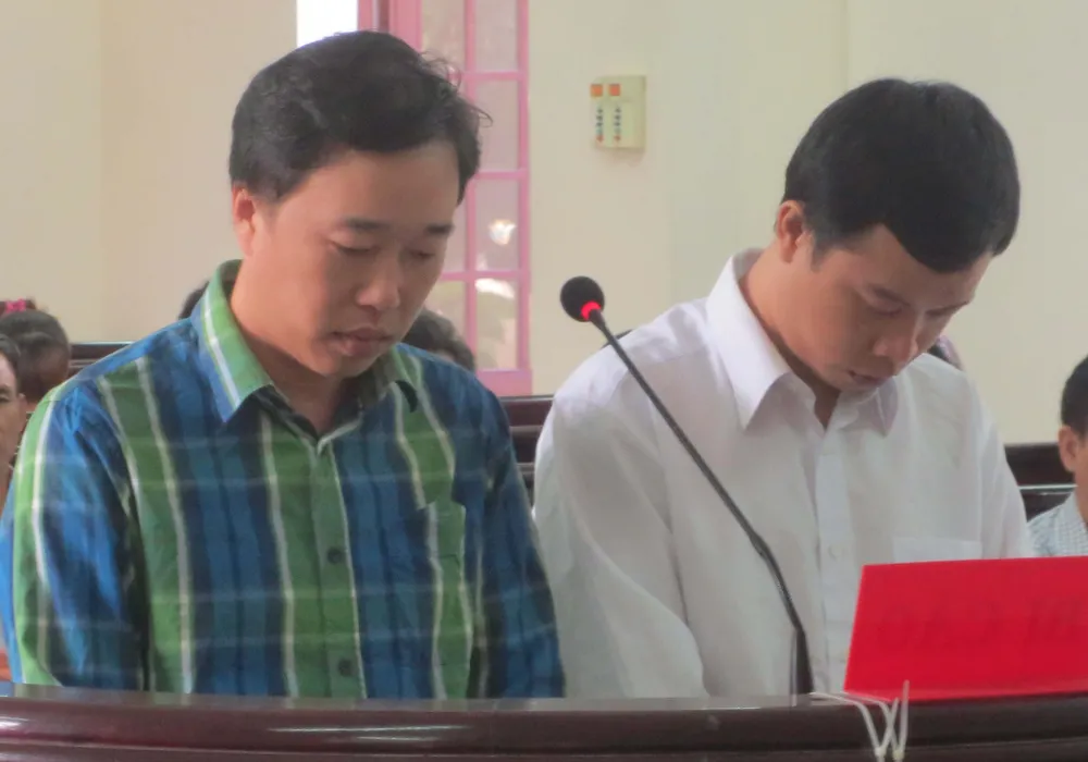  Bị cáo Linh, Thế tại tòa