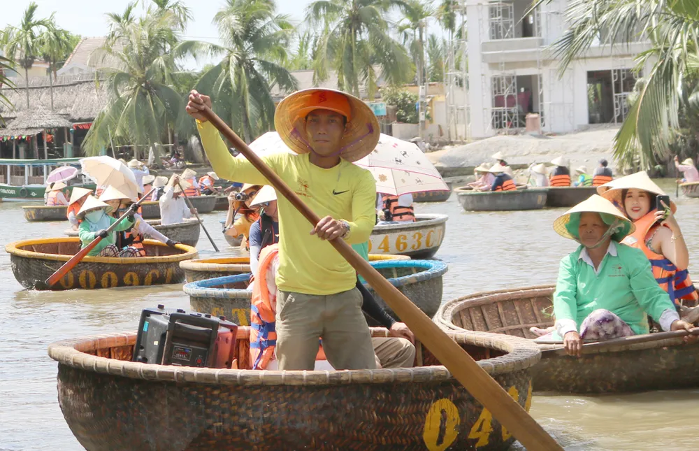 Loa di động được trang bị trên thúng