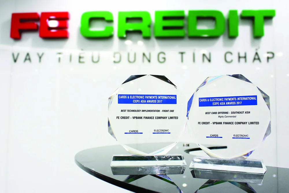 FE CREDIT vinh dự nhận 2 giải thưởng tại Giải thưởng châu Á về thẻ và thanh toán điện tử quốc tế (CE