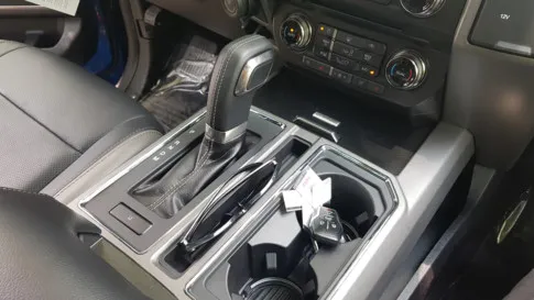 Diện kiến siêu bán tải Ford F-150 Raptor đầu tiên tại Việt Nam - ảnh 7