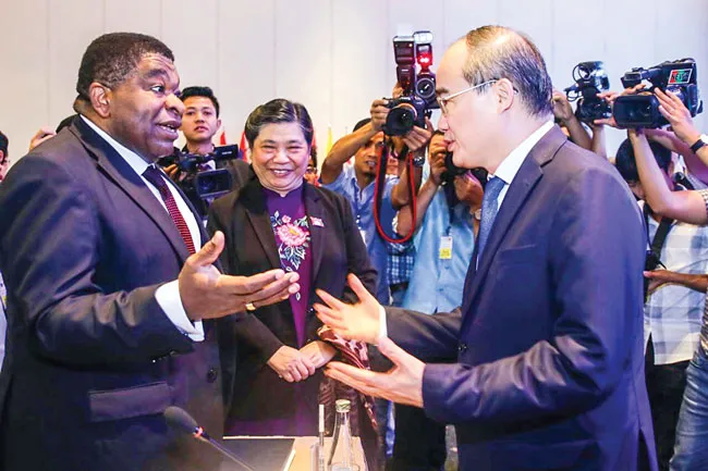 Xây dựng TPHCM trở thành đô thị thông minh ảnh 1