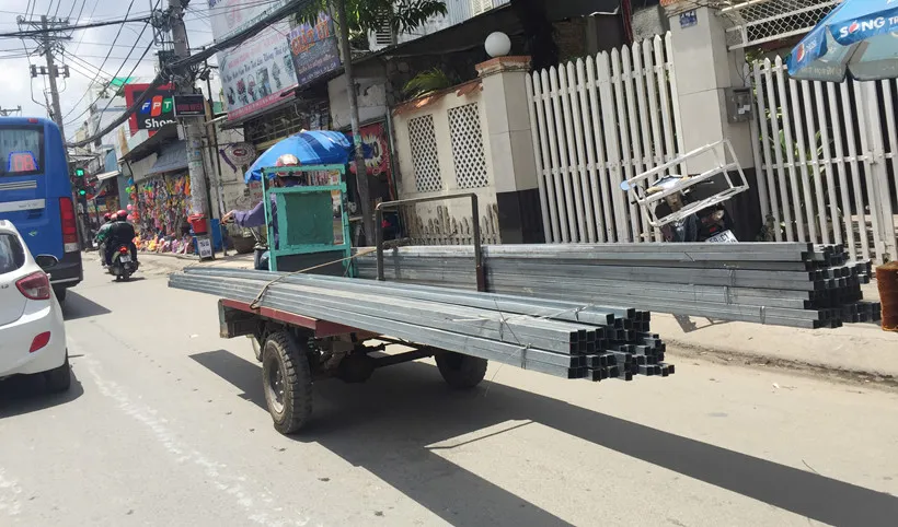 Xe 'máy chém' tái xuất rầm rộ, ai cũng phập phồng ảnh 4 Xe 'máy chém' tái xuất rầm rộ trên đường TP.HCM khiến ai cũng phập phồng - ảnh 7