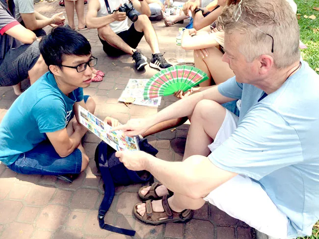 Học tiếng Anh tại công viên ảnh 1